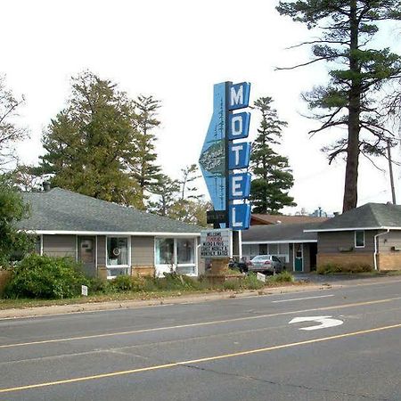 Forest Lake Motel Grand Rapids Zewnętrze zdjęcie