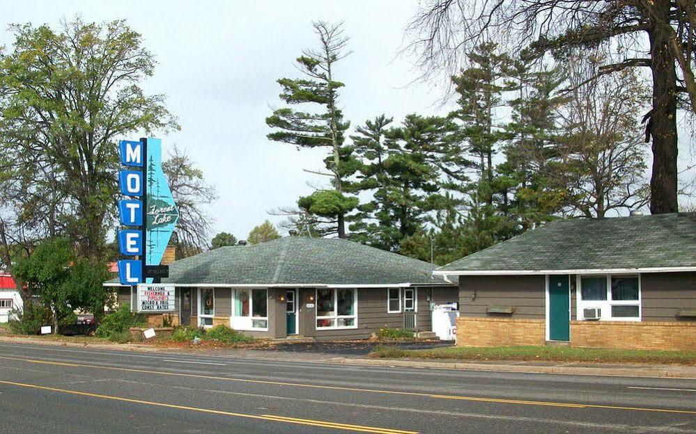 Forest Lake Motel Grand Rapids Zewnętrze zdjęcie